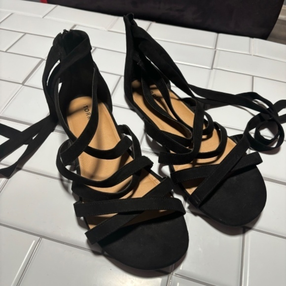 Torrid‎ Black Ankle Wrap Gladiator Sandal 12W - Picture 5 of 10